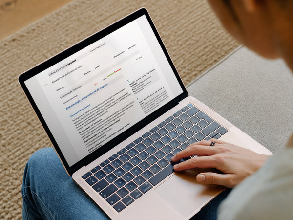 Testosteron meten uitslag op laptop
